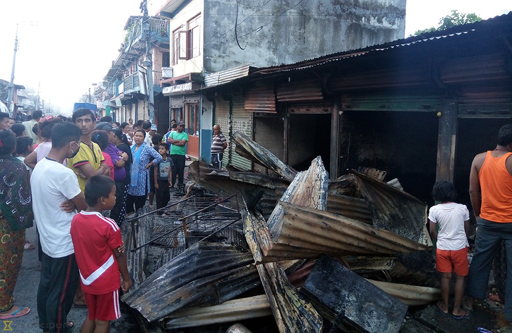 लमजुङमा आगलागी हुँदा ३ वटा घरमा पूर्ण क्षती