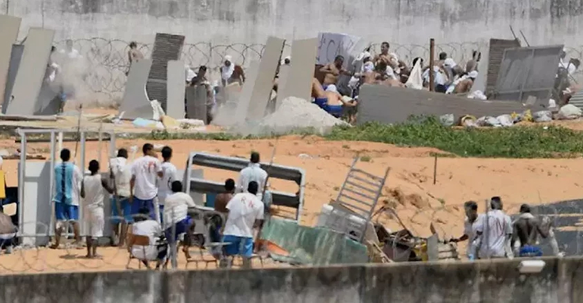 ब्राजिलमा कैदी बन्दीबीच झडप : कम्तिमा ५२ जनाको मृत्यु