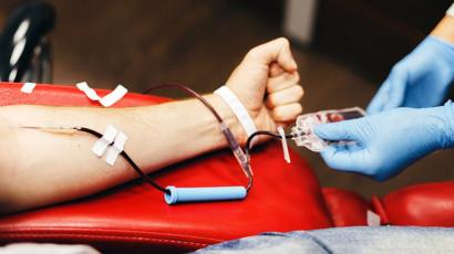 कोरोना त्रास र निषेधाज्ञाका कारण रक्तदाता शून्य, रगत नपाउँदा बिरामीहरूको जीवन जोखिममा
