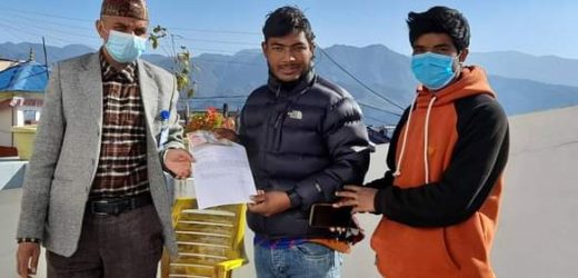 युवा संगठन नेपाल रुकुम पश्चिमले बुझायो ज्ञापनपत्र