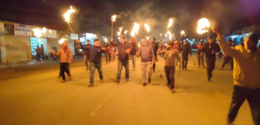 नेपाल बन्दको पुर्वसन्ध्यामा नेकपा दाङद्वारा जिल्लाभरि मसाल जुलुस प्रदर्शन