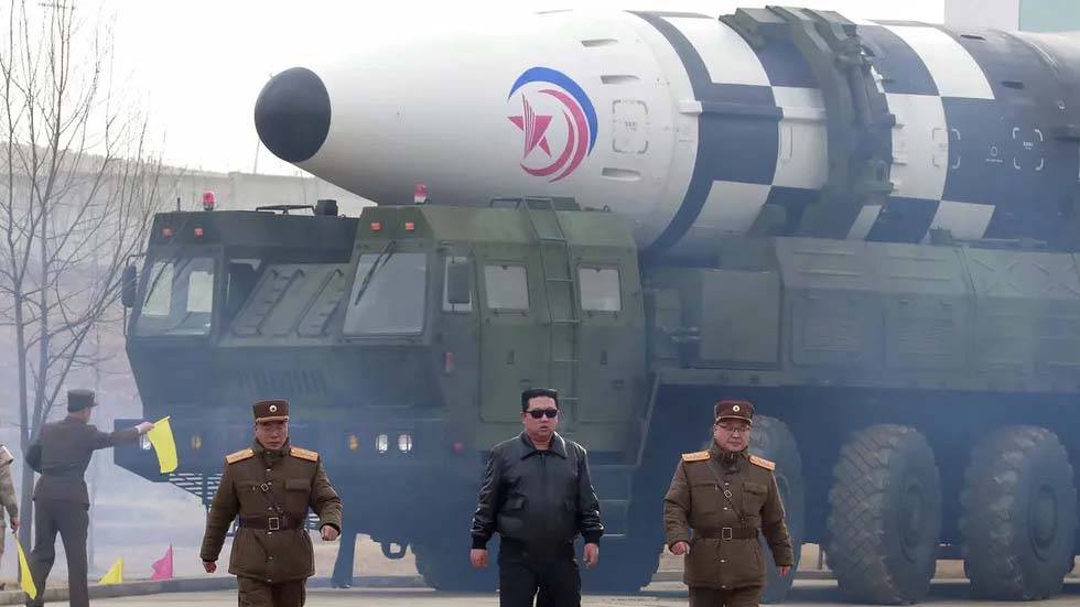 जनगणतन्त्र कोरियाद्वारा संयुक्त सैन्य अभ्यासविरुद्ध दर्जनौँ मिसाइल प्रक्षेपण